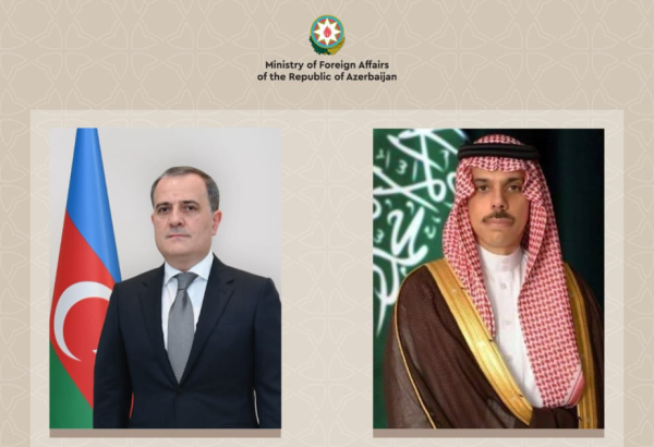 Azərbaycan və Səudiyyə Ərəbistanının xarici işlər nazirləri Yaxın Şərqdəki vəziyyəti müzakirə ediblə